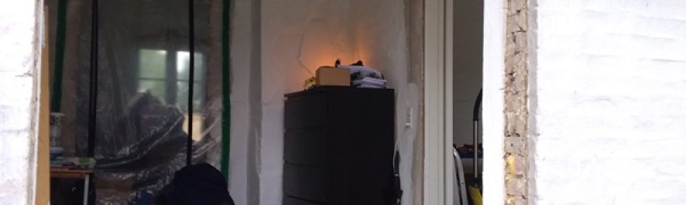 Ny hoveddør isætning af dør diy